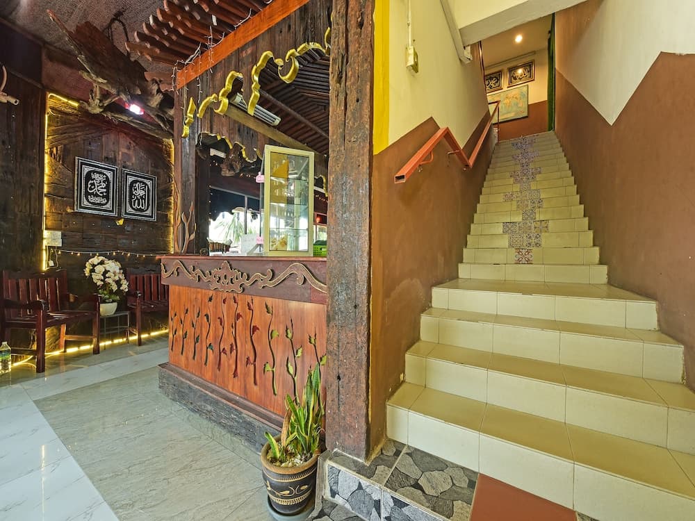 Super OYO Capital O 90659 Raintown Timbers Hotel