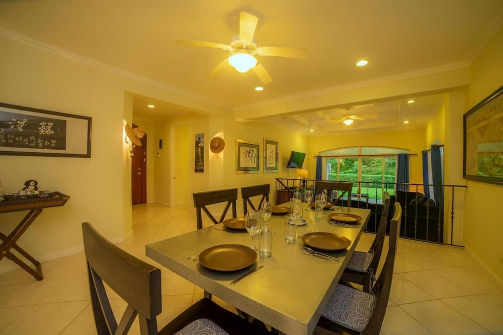 Colina 1F - 2 Bedr 2 Bath