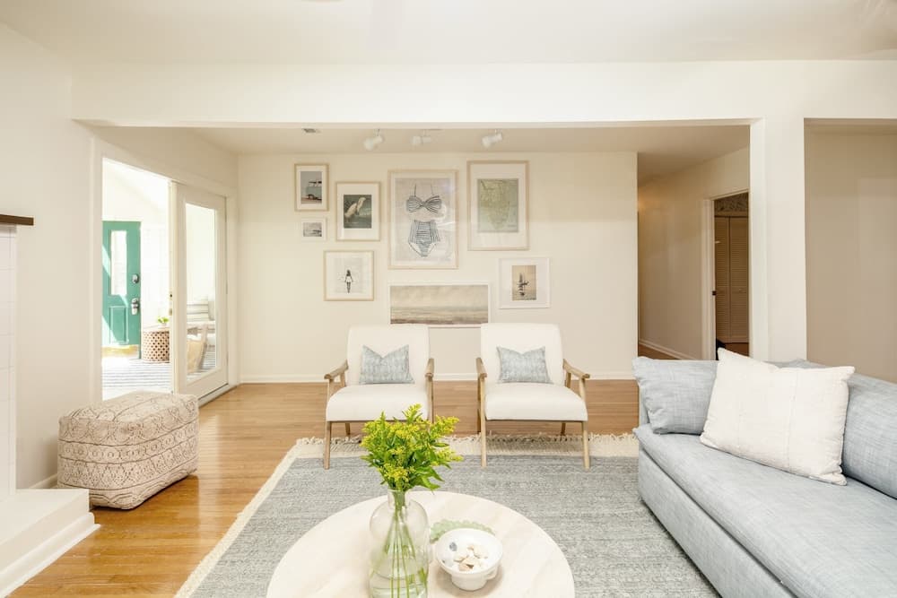 Hemlock by Avantstay Minutes From Folly Beach w/ Multiple Patios