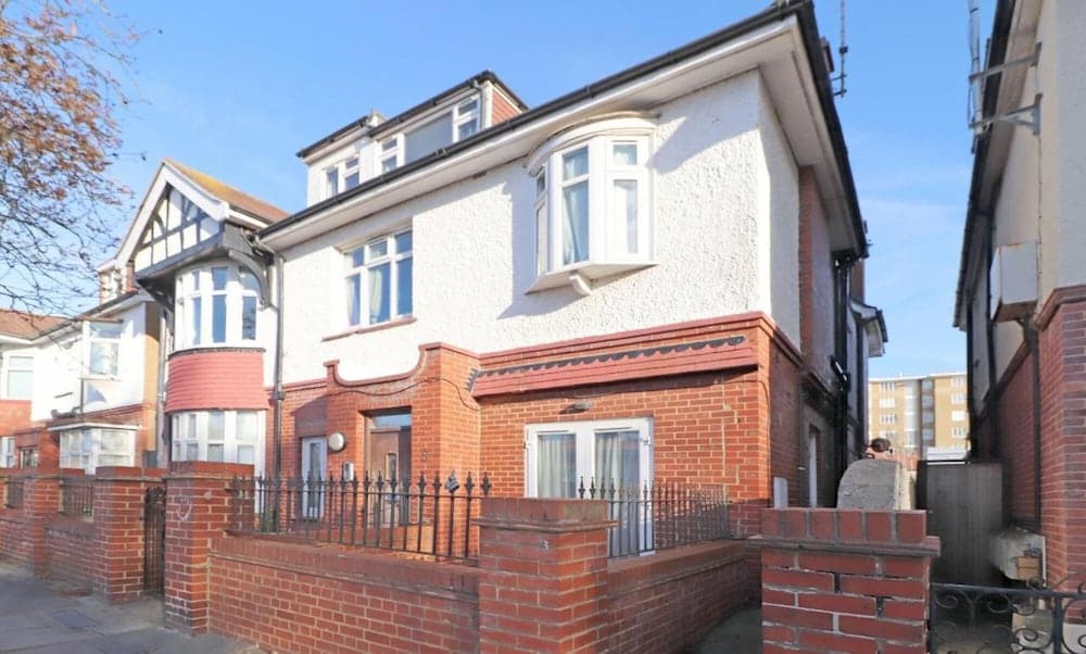 Brunswick Fab Pad - 2 Bedroom 2 Bathroom Garden View Balcony