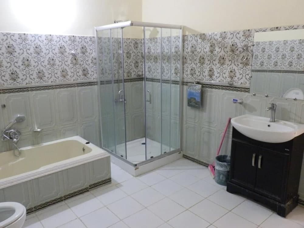 Golden Peak View Hotel