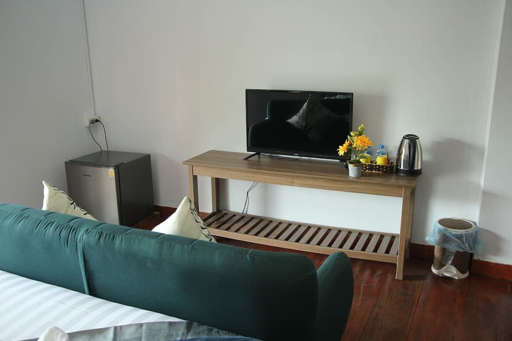 Confetti Garden Resort