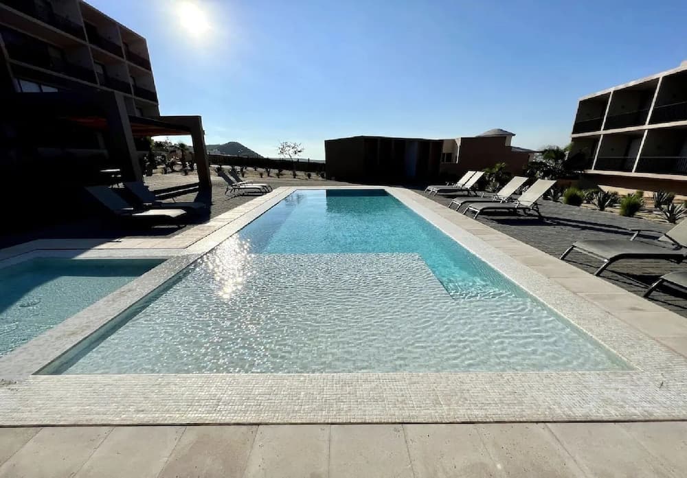 Condo Mir by TRVL2HM