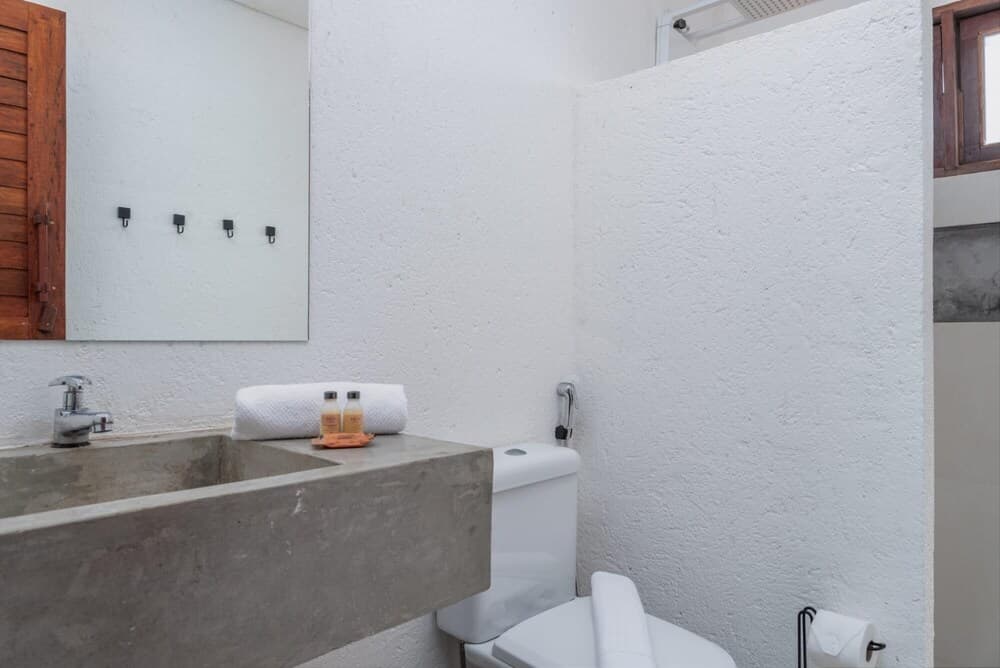 Casa nos Altos da Praia do Marceneiro com Piscina