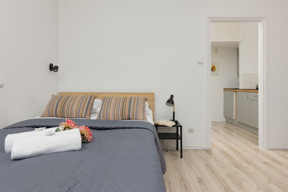 Hoża Apartments Warsaw Center by Renters