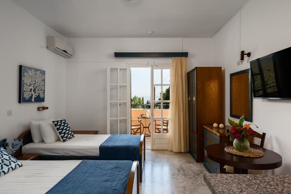 Nikiforos Apartments by Konnect, Mesongi