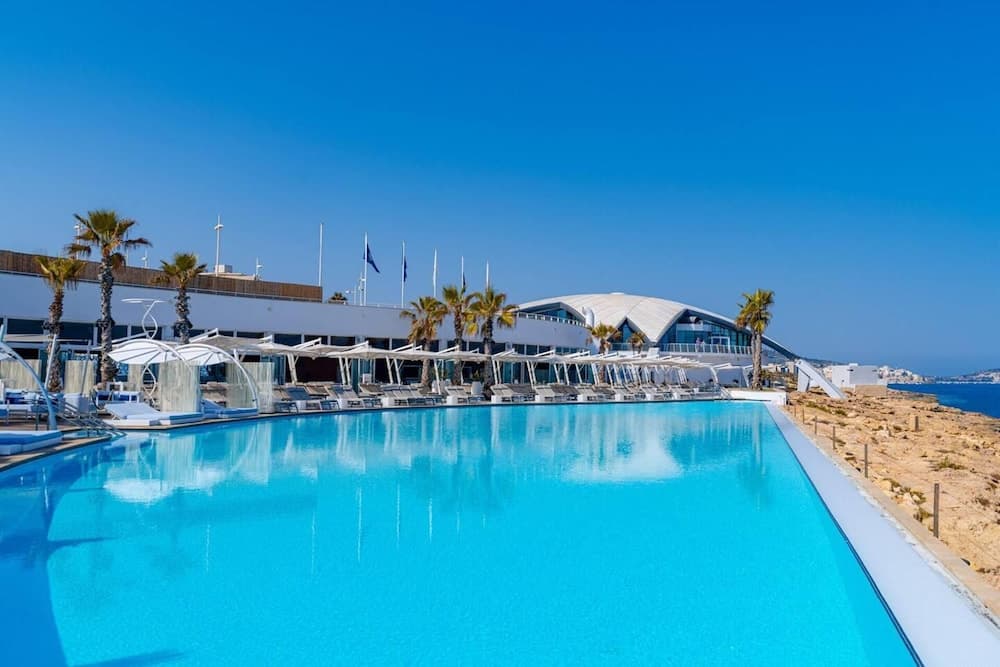 Studio - Sleeps 2 - Balcony - 5 Min Walk To Beach