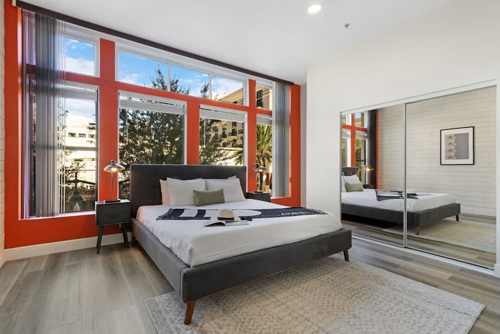 Roami at Clematis Street Lofts