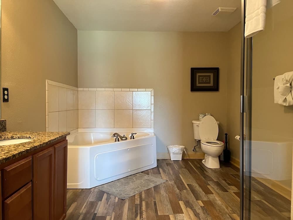 MVC - Unit 3303 in Pigeon Forge