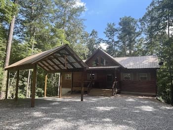 Hollow Tree Hideaway - Coosawattee River Resort