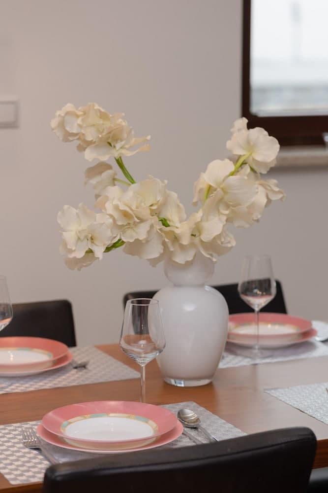 Warsaw Apartment With Parking by Renters