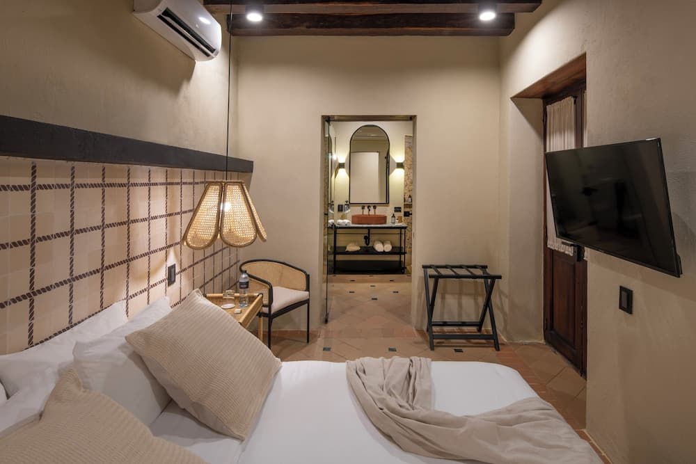 Privado Designer Boutique Hotel