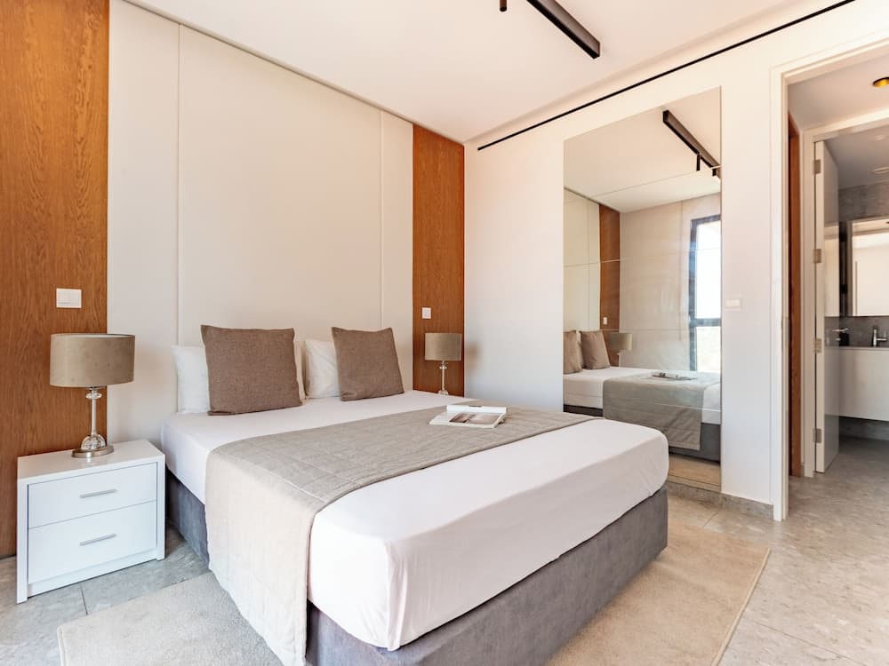 Sanders Gaia Bright 2 Bdr Apt With Sea View