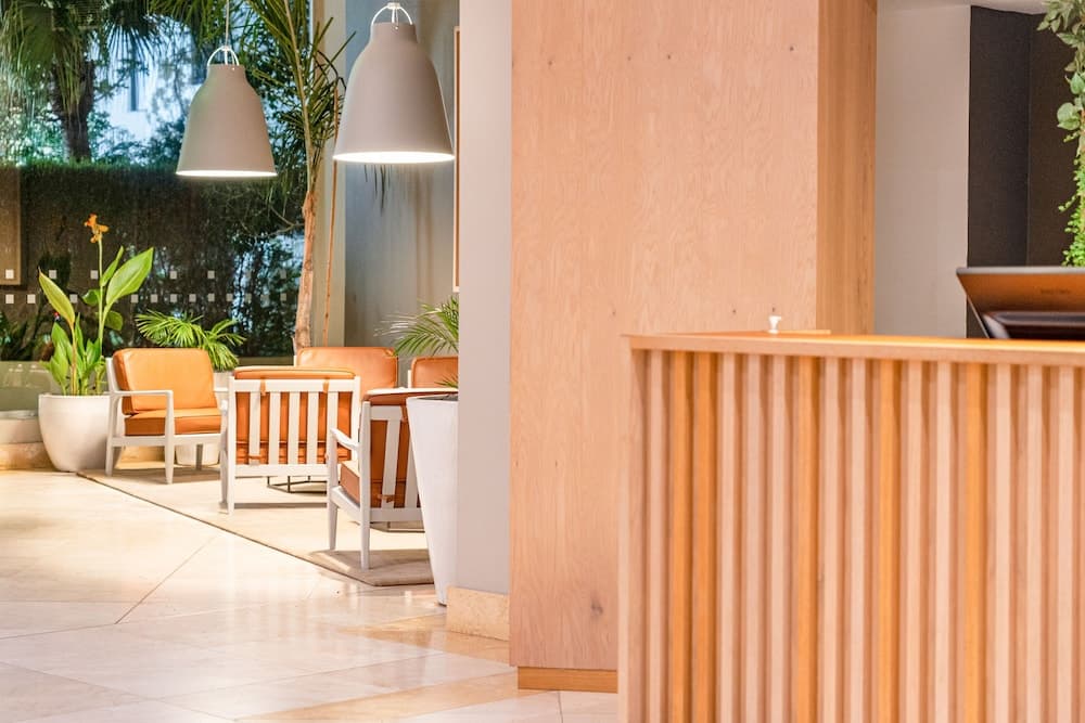 Yellow Praia Monte Gordo