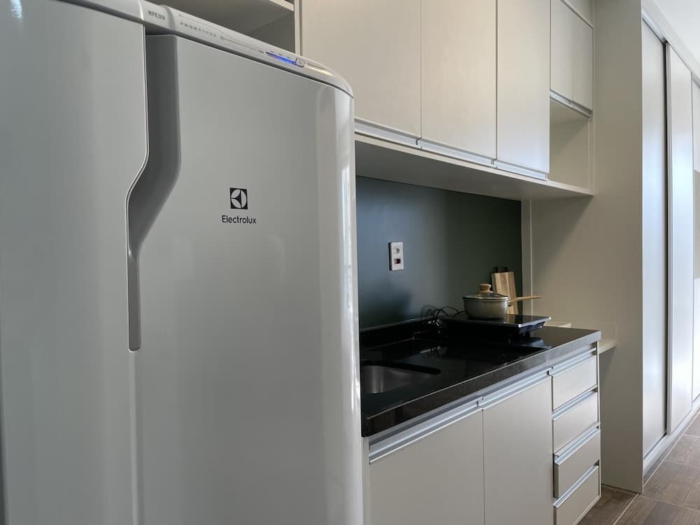 Ycp0613 - Studio in Front of the Park