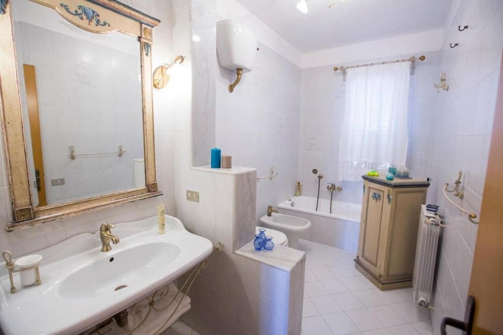 Seascape Terrace Spacious Apartment With Terrace