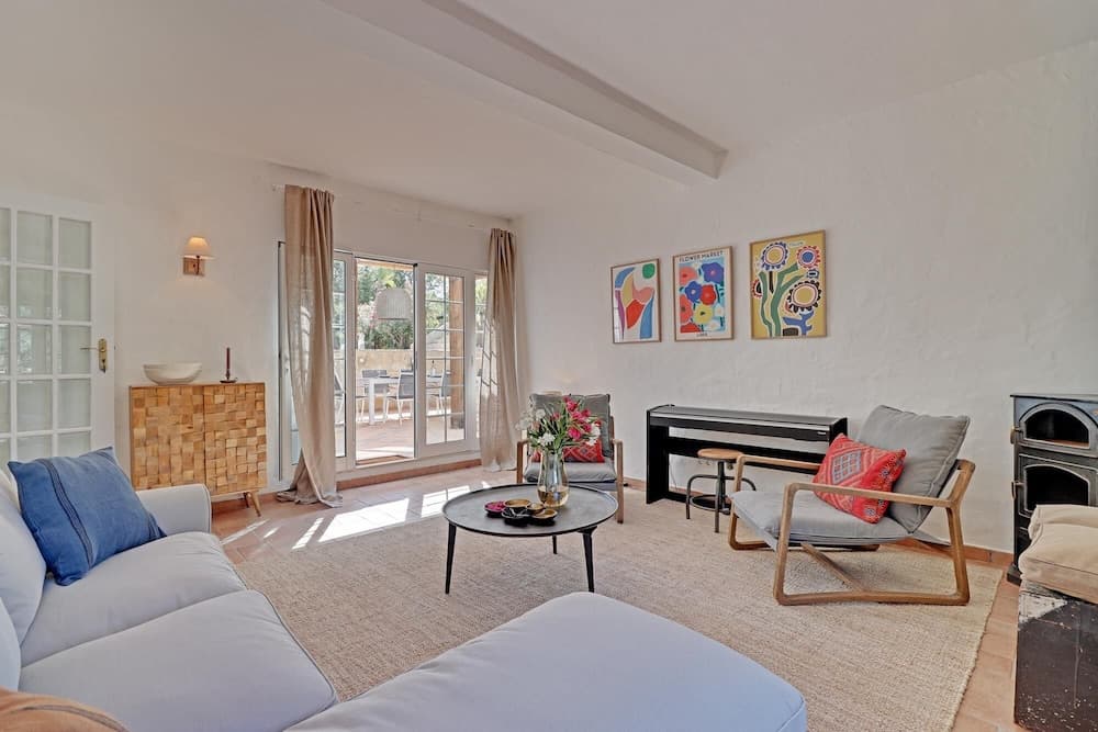 Quinta da Galina by Portucasa