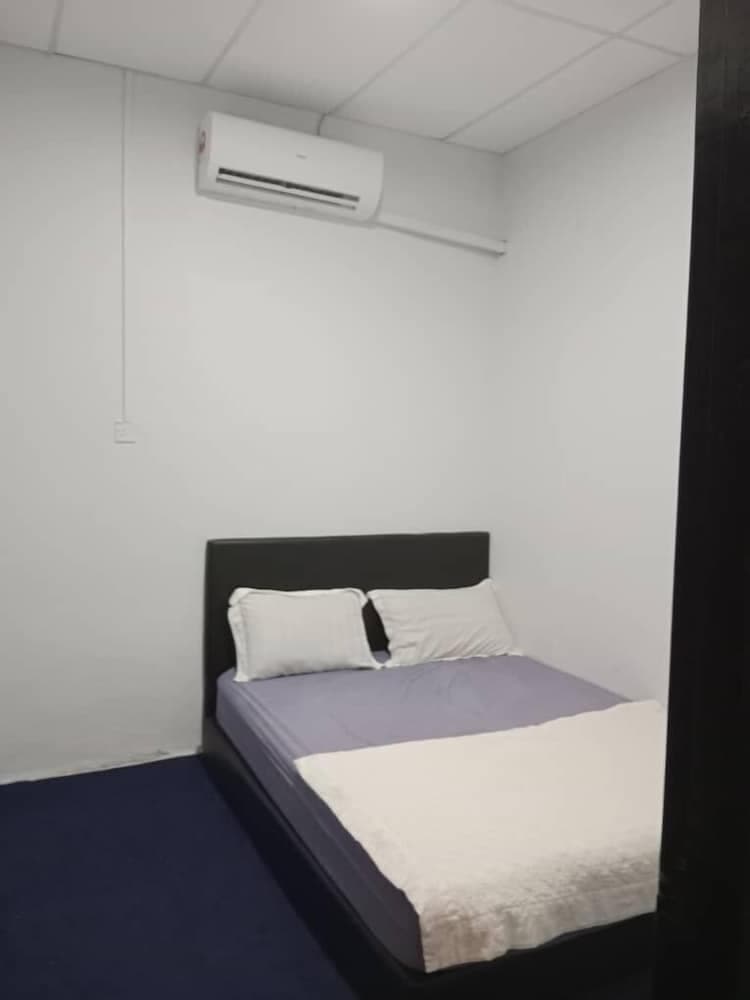 OYO 90671 Dd Rest House