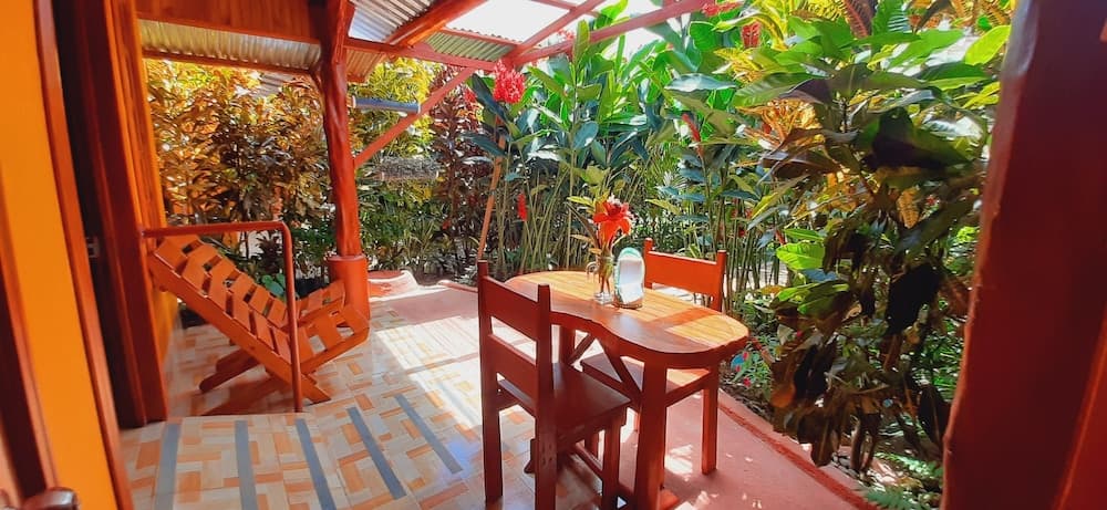 Jardín entre Montañas