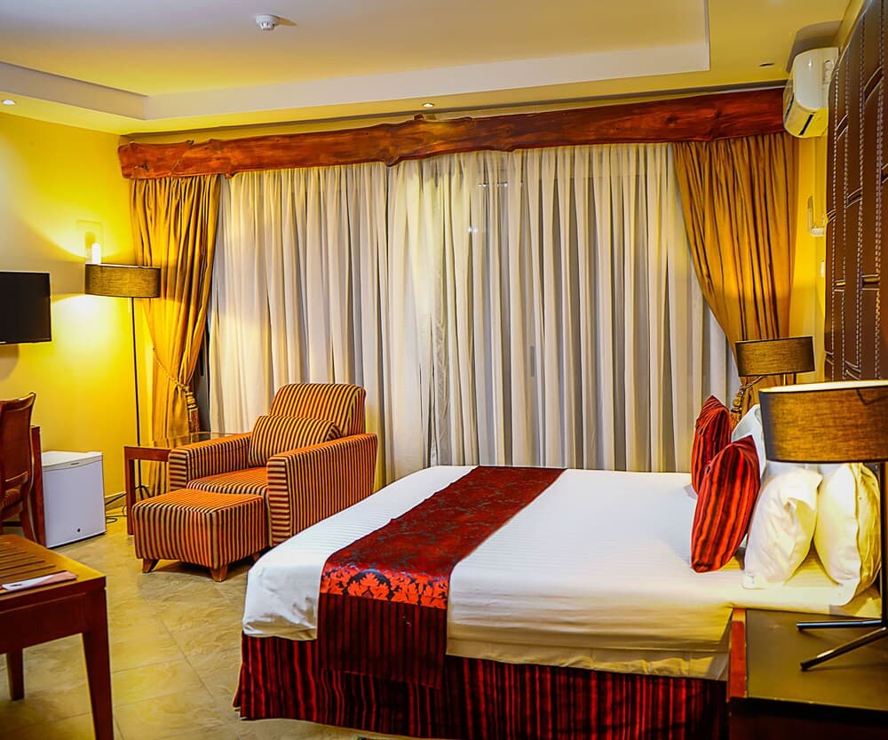 Igongo Cultural Centre and Country Hotel