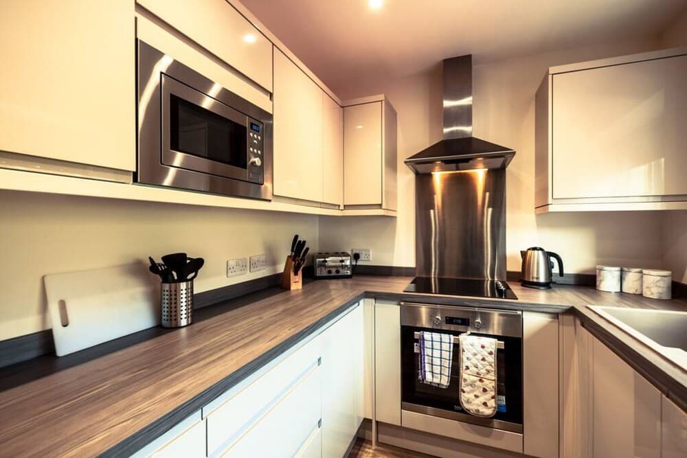 Kellas Cottage - Newly Refurbished 2 Bed Cottage w Private Parking