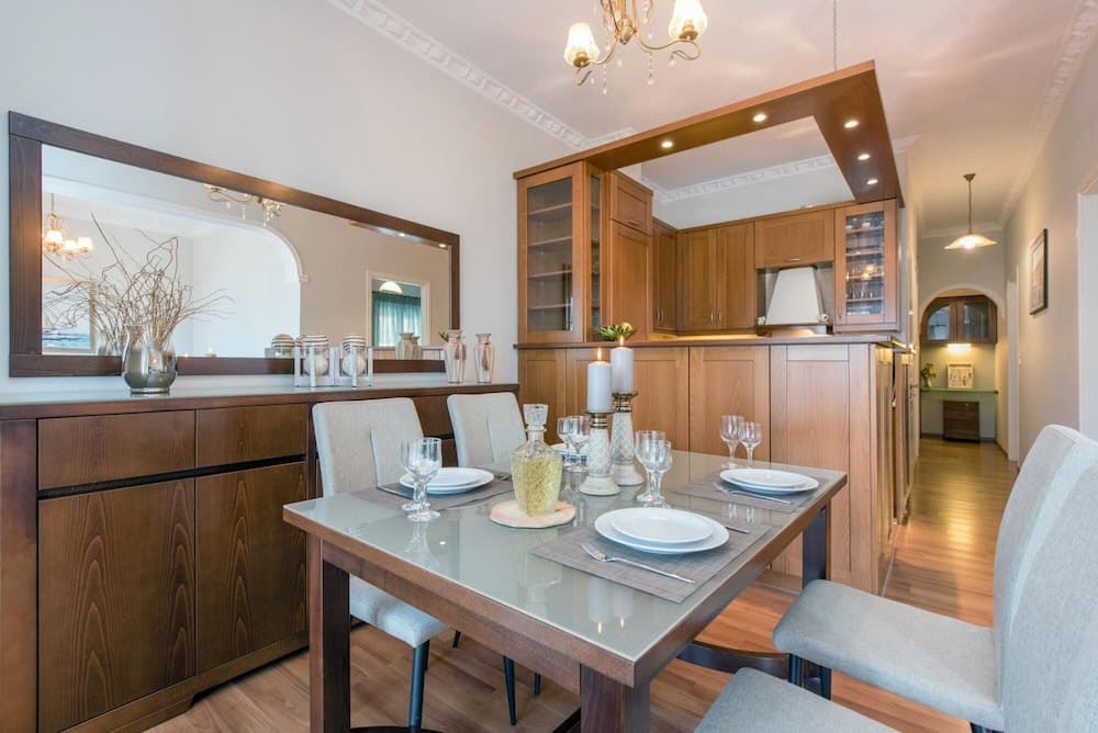 Dorathea Boutique Apt