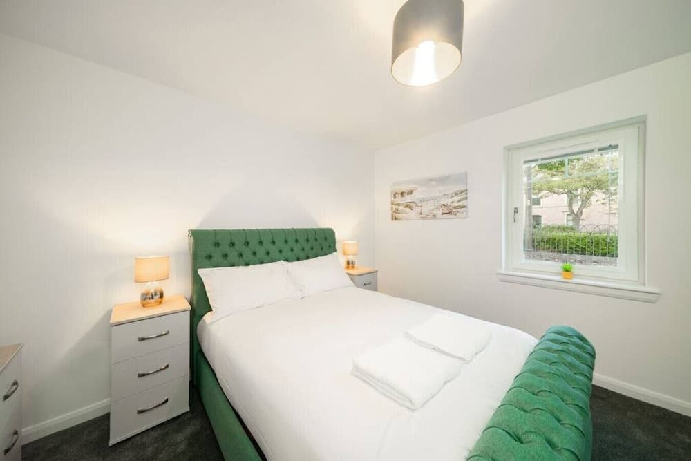 South Esk 8 - Modern 2 bed Apartment