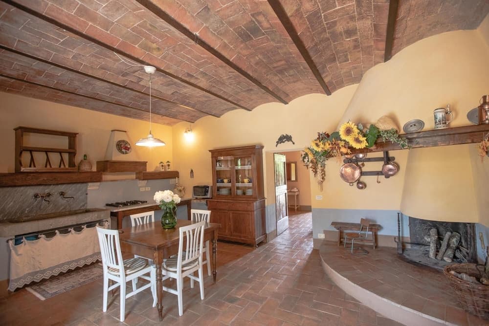 Podere Sant Alberto With Pool and gym