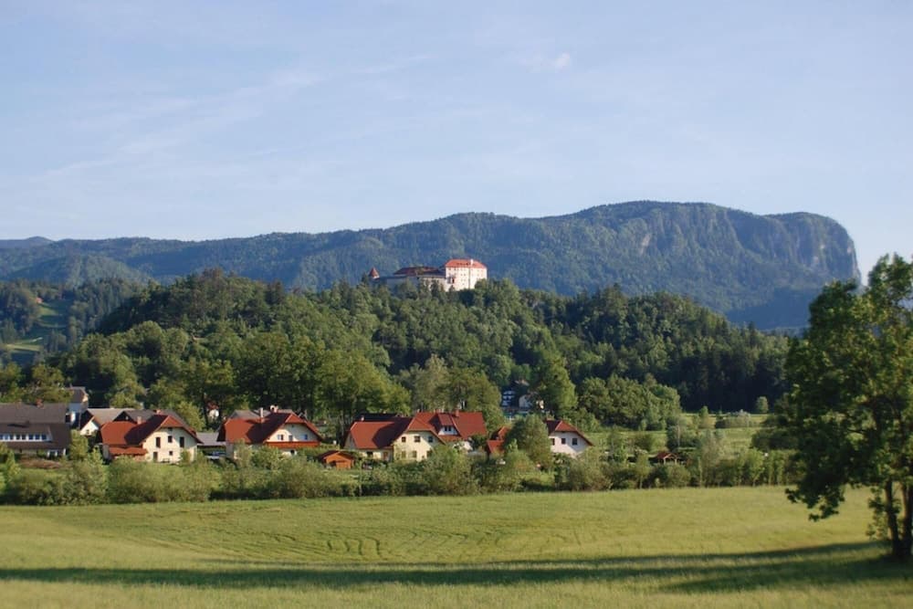 Bled Lake Apartment Red