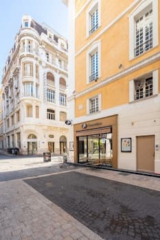 Les Petits Pavillons