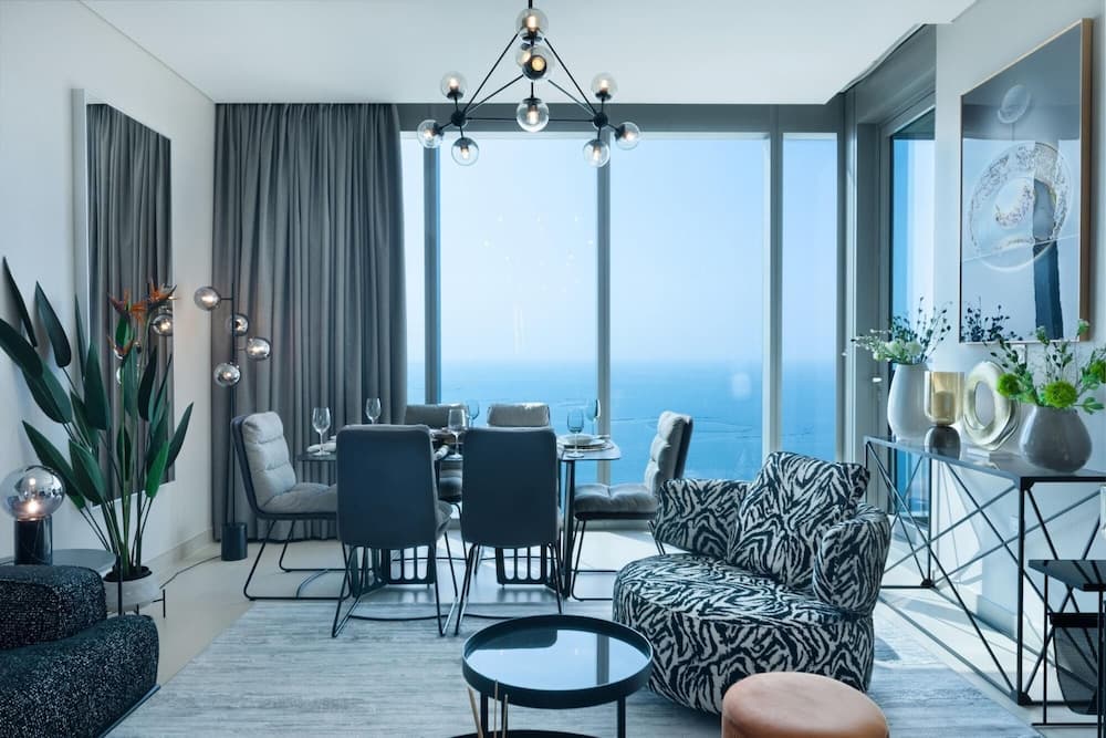 High-class Apt in Dubai Marina w Full Sea Views