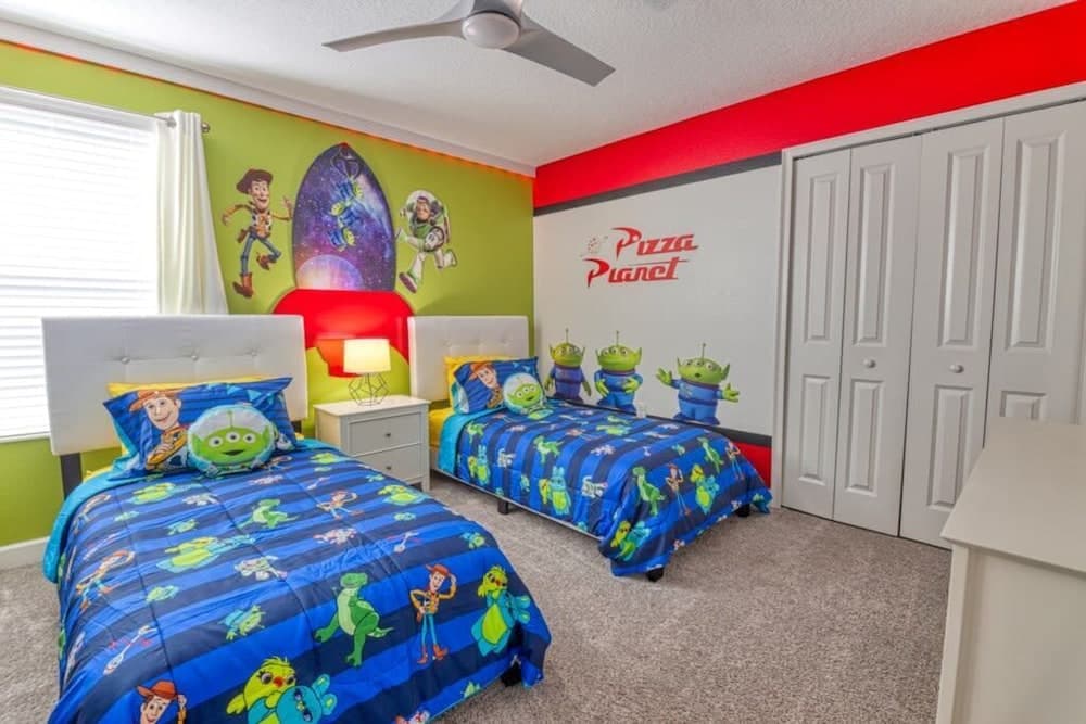 Perfect Vacay, Themed Rooms, Game Room & Theater