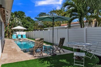 Sandcastles & Sunshine At Towering Palms Of Wilton Manors 3 Bedroom Residence by Redawning