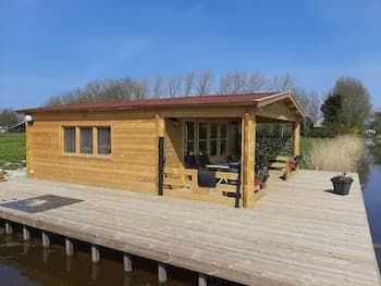 Jacuzzi, Cows, Dairyfarm, Relaxing, Sleeping