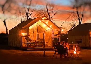 Son's Rio Cibolo - Glamping Cabin E
