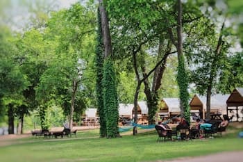 Son's Blue River Camp Glamping Cabin T