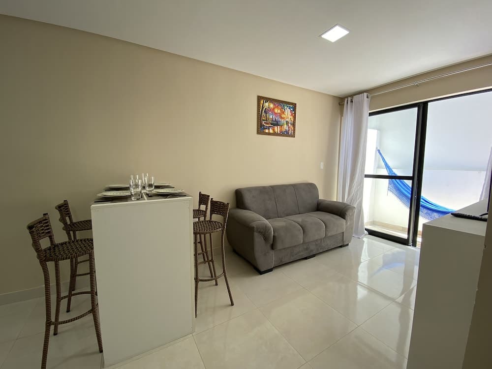 Bela Hospedagem - Res Sta Inês no Bessa