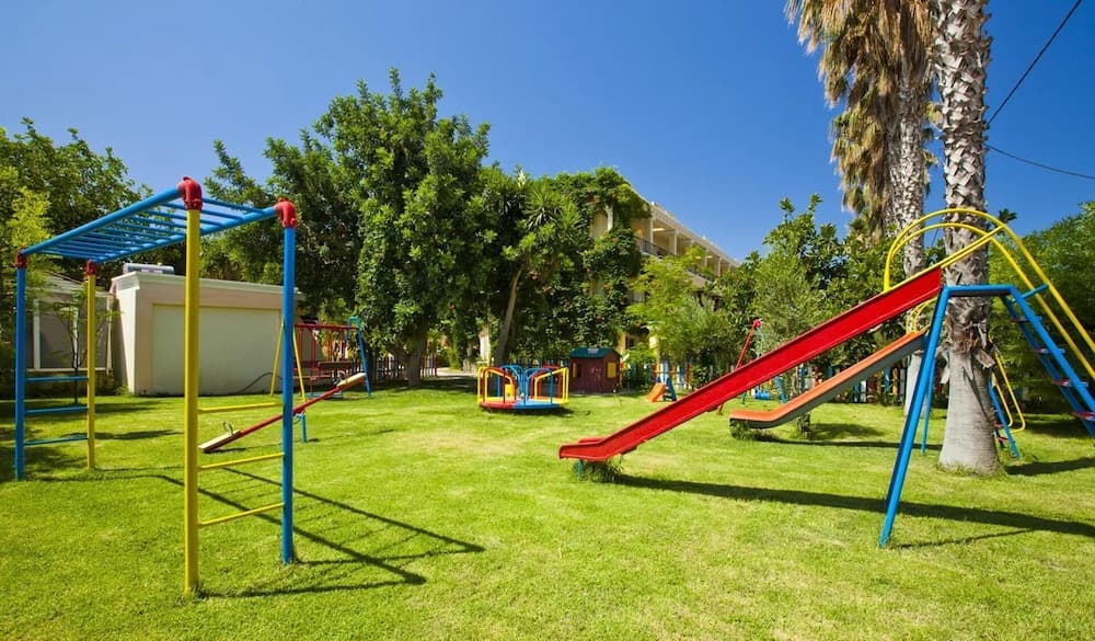 Immaculate 3-bed House in Lahore Near Airport