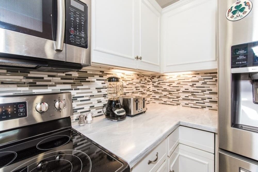 Casa Bella At Sea Place New 3 Bedroom Home by RedAwning