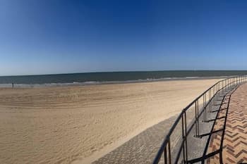 Beautiful 2-bed Apartment in Wenduine