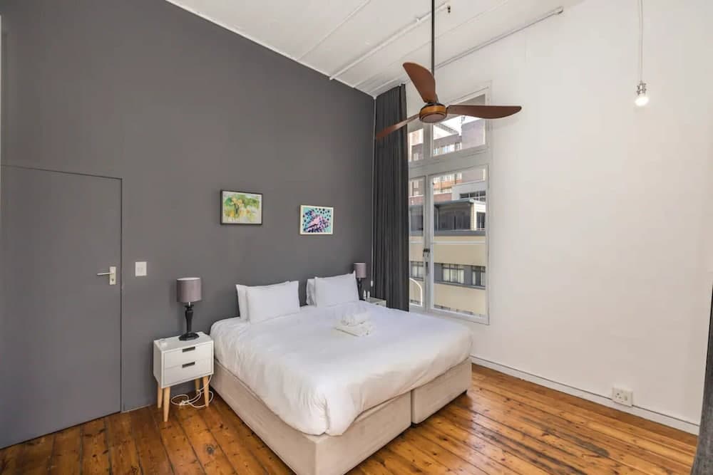 Modern Minimalism 2 Bedroom Apartment Near the Castle of Good Hope