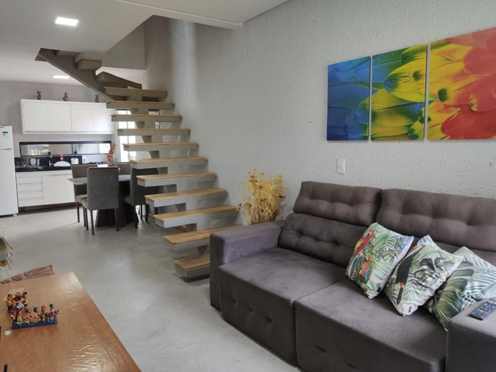 Casa com Piscina 5 Minutos da Praia do Marceneiro