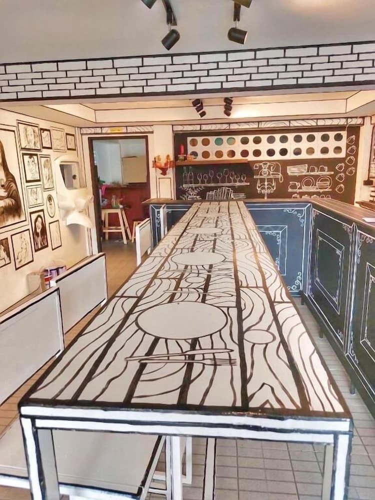 RoomQuest Chiang Mai Tha Phae