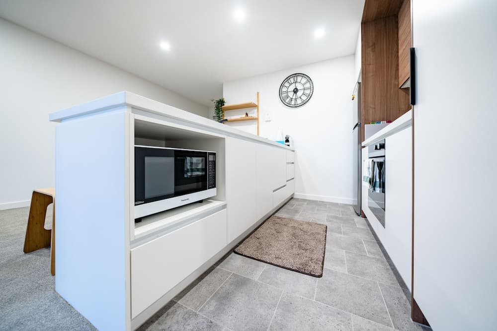 Luxury and Stylish Apt on NB Ave