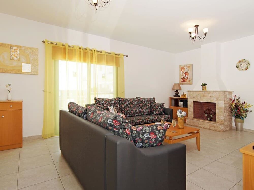 eve Paralimni in Paralimni