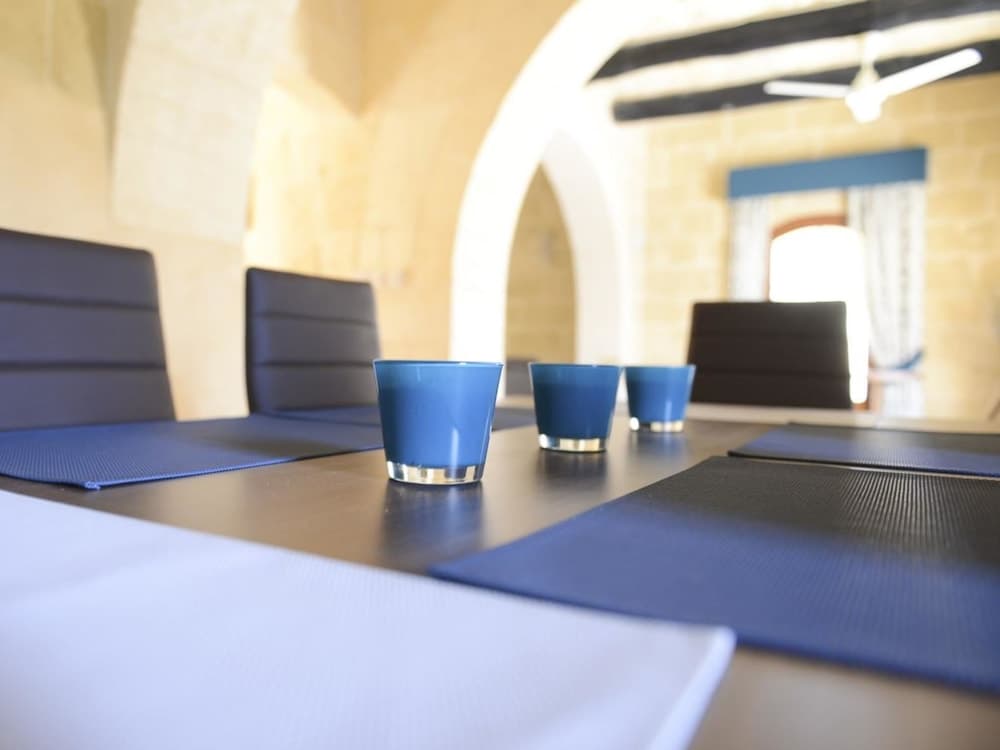 Girardu Ir-rabat G Awdex