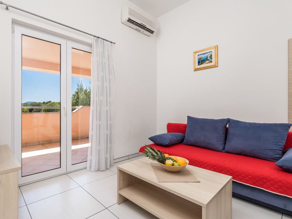 Tea ilo in ilo With 2 Bedrooms and 1 5 Bathrooms