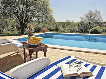 Mila Gr ini in Gr ini