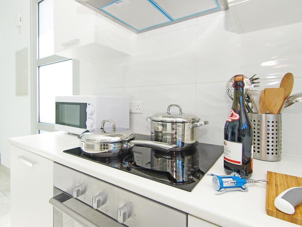 Caren Paralimni in Paralimni