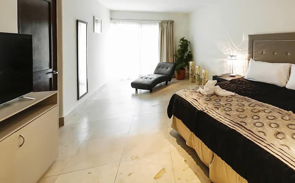 Luxury Condo Boutique